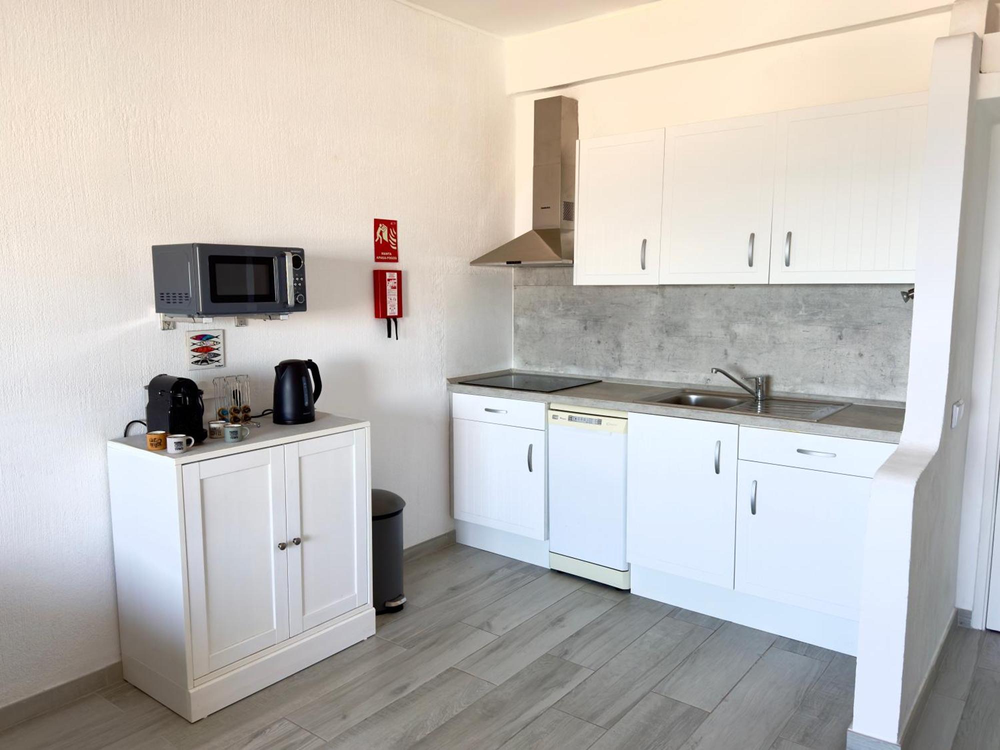 Apartment Les 3 Dauphins In อัลบูเฟรา ภายนอก รูปภาพ