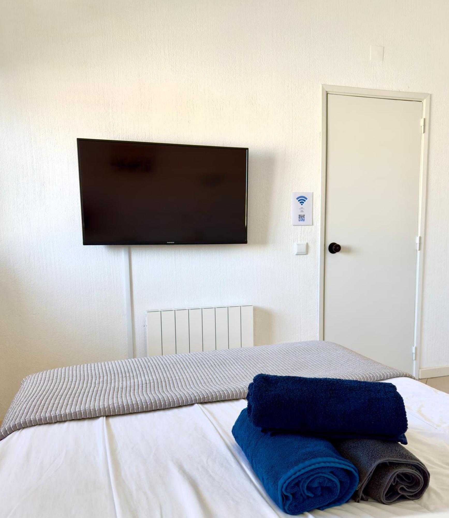 Apartment Les 3 Dauphins In อัลบูเฟรา ภายนอก รูปภาพ