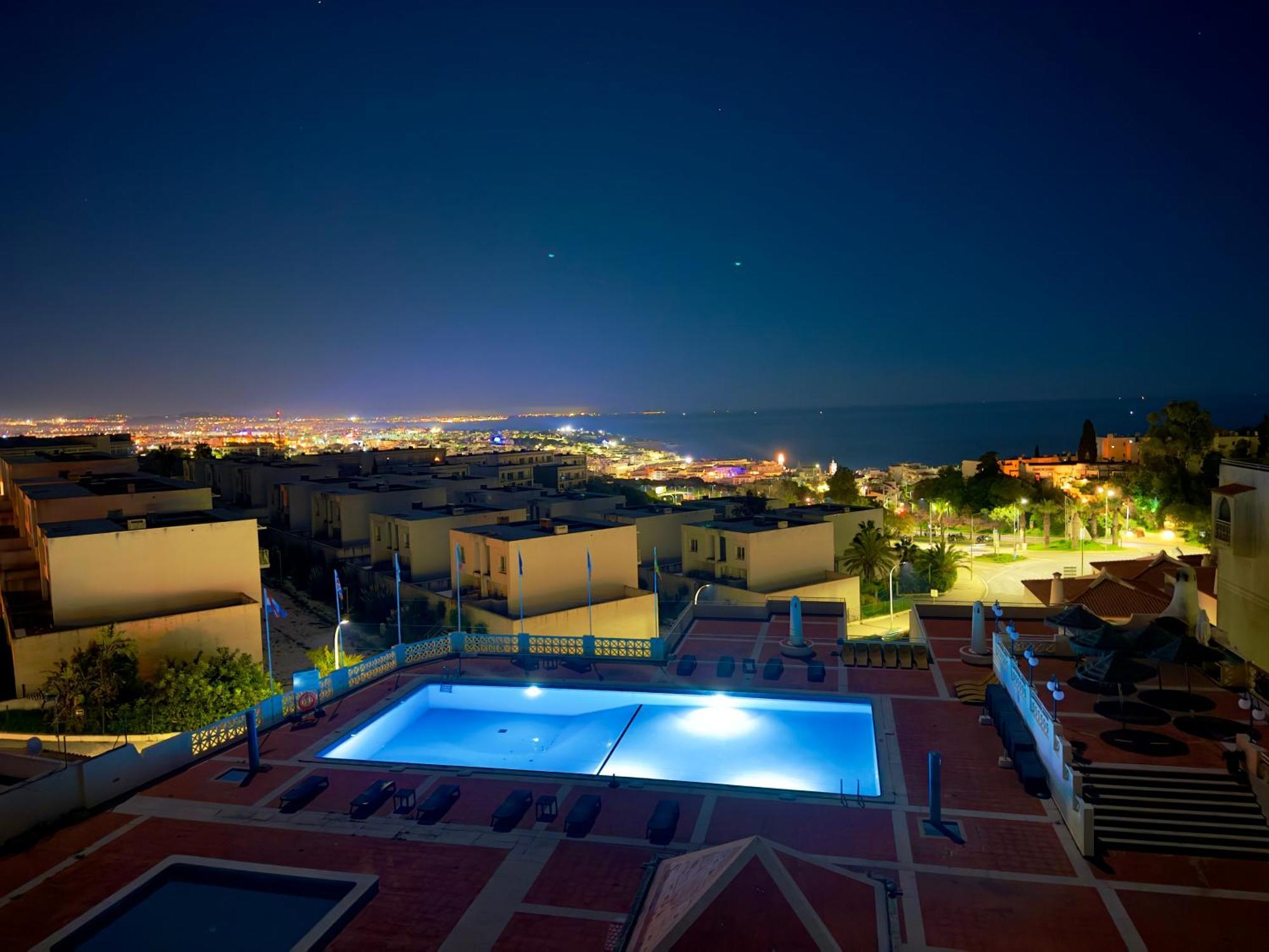 Apartment Les 3 Dauphins In อัลบูเฟรา ภายนอก รูปภาพ